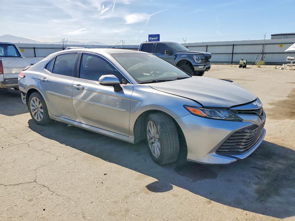 Продажа на аукционе авто 2018 Toyota Camry, vin: 4T1B11HK4JU668309, номер лота: 50500926