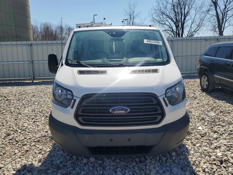 62225566 :رقم المزاد ، 1FTYE1ZM9HKB39799 vin ، 2017 Ford Transit مزاد بيع