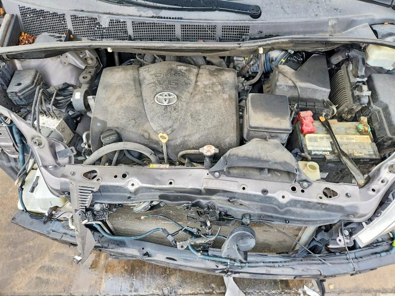 48432566 :رقم المزاد ، 5TDYZ3DC0KS019274 vin ، 2019 Toyota Sienna مزاد بيع