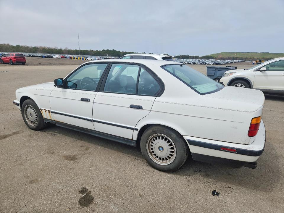 1990 Bmw 525 მანქანა იყიდება აუქციონზე, vin: WBAHC1317LBC93599, აუქციონის ნომერი: 51997596