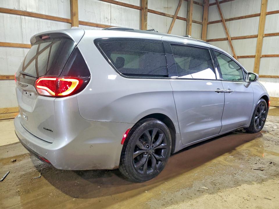 51505566 :رقم المزاد ، 2C4RC1GG4KR506057 vin ، 2019 Chrysler Pacifica مزاد بيع