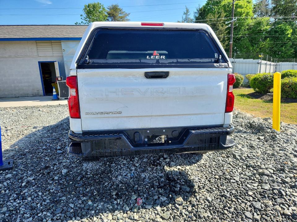 Продаж на аукціоні авто 2023 Chevrolet Silverado, vin: 3GCNAAEK8PG353501, номер лоту: 49136086