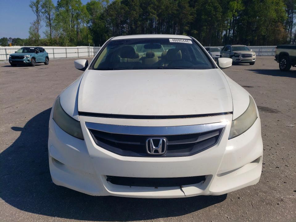 48095446 :رقم المزاد ، 1HGCS2B82CA000703 vin ، 2012 Honda Accord مزاد بيع