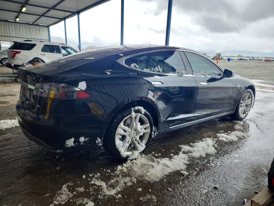 2013 Tesla Model S მანქანა იყიდება აუქციონზე, vin: 5YJSA1CNXDFP21629, აუქციონის ნომერი: 50155776