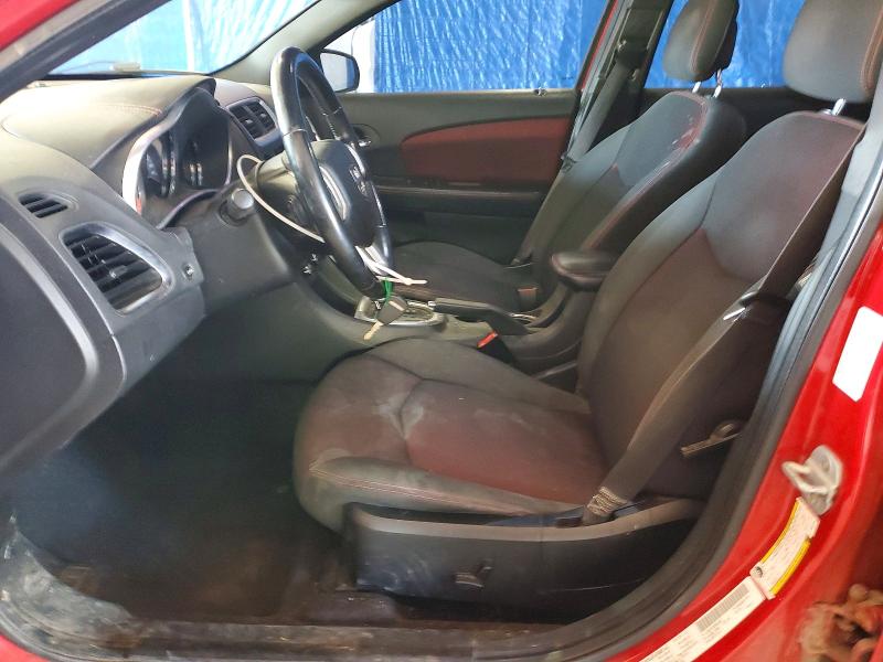 50554266 :رقم المزاد ، 1B3BD1FG2BN551982 vin ، 2011 Dodge Avenger مزاد بيع