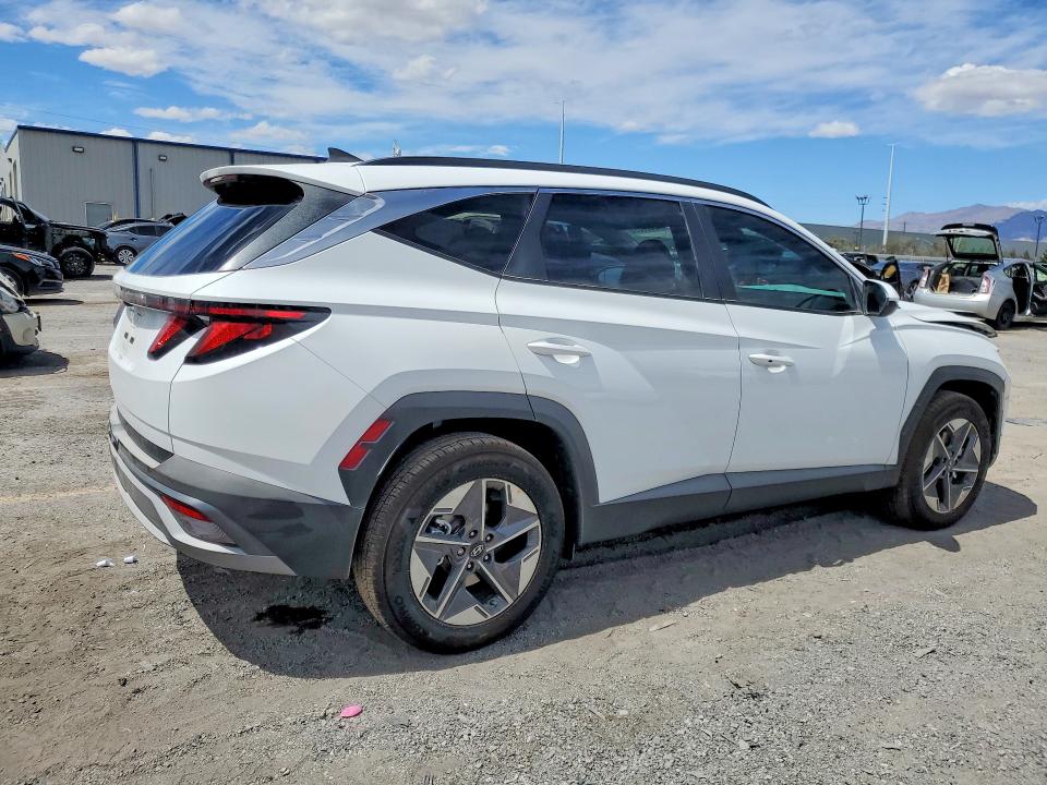 2026 Hyundai Tucson მანქანა იყიდება აუქციონზე, vin: 5NMJB3DE7TH689514, აუქციონის ნომერი: 49320396