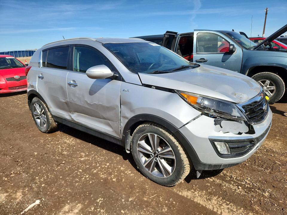 49258626 :رقم المزاد ، KNDPCCA65E7664321 vin ، 2014 Kia Sportage مزاد بيع