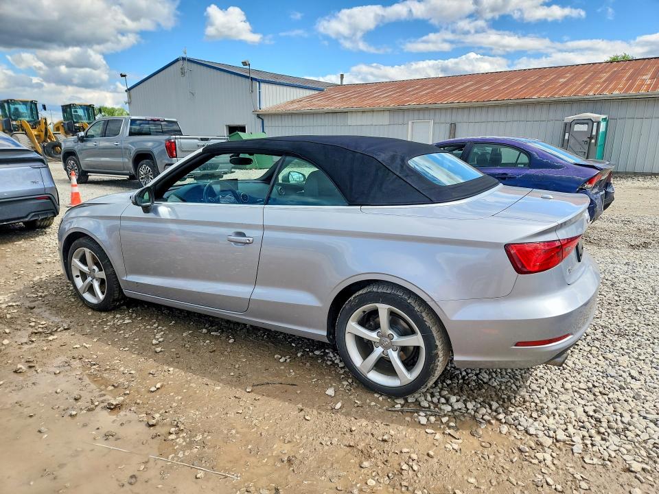 51036426 :رقم المزاد ، WAU7FLFF6F1031795 vin ، 2015 Audi A3 مزاد بيع