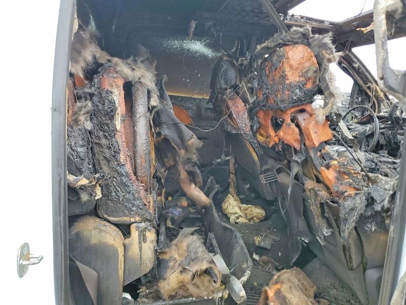 48624486 :رقم المزاد ، 1GT12ZEG0FF537062 vin ، 2015 Gmc Sierra مزاد بيع