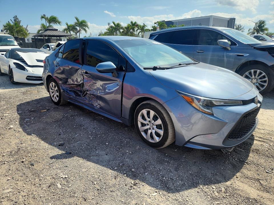 51815246 :رقم المزاد ، 5YFEPMAE0NP375726 vin ، 2022 Toyota Corolla مزاد بيع