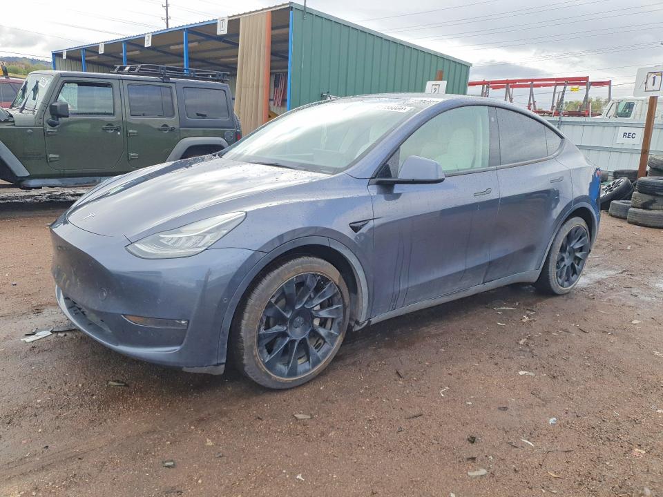 2022 Tesla Model Y მანქანა იყიდება აუქციონზე, vin: 7SAYGAEE3NF433879, აუქციონის ნომერი: 51156006