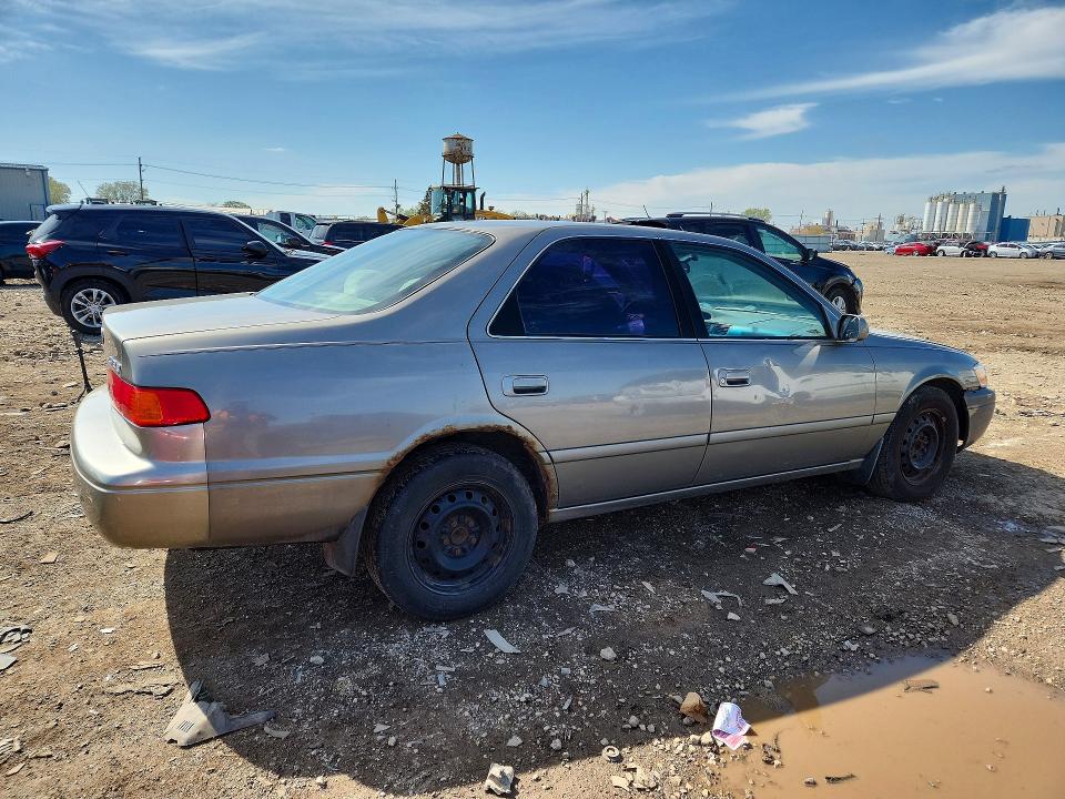 Продажа на аукционе авто 2001 Toyota Camry, vin: 4T1BG22K51U042183, номер лота: 51648186