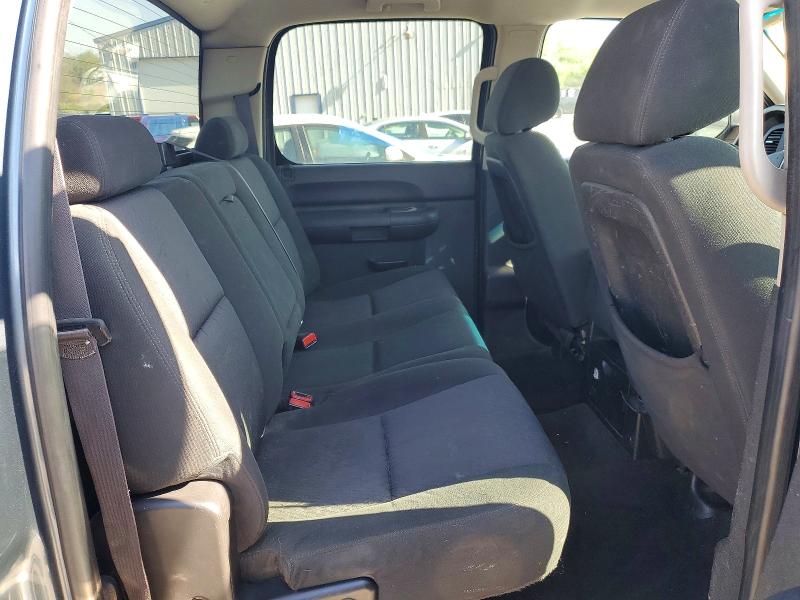 2011 Chevrolet Silverado მანქანა იყიდება აუქციონზე, vin: 3GCPKSE30BG379118, აუქციონის ნომერი: 51132056