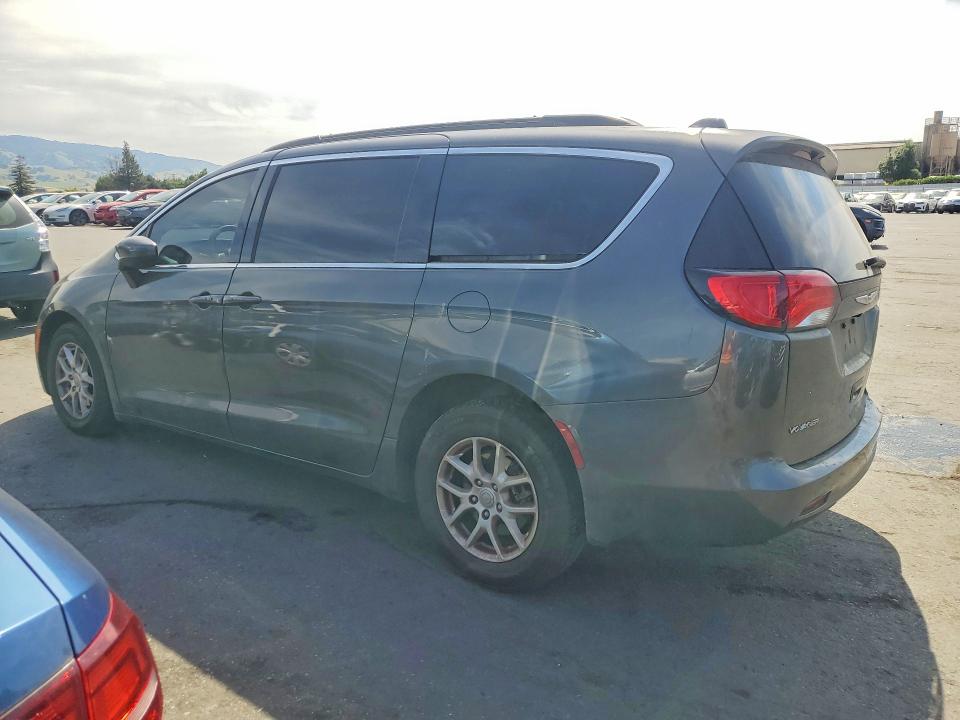 48705216 :رقم المزاد ، 2C4RC1DG7LR157062 vin ، 2020 Chrysler Voyager مزاد بيع