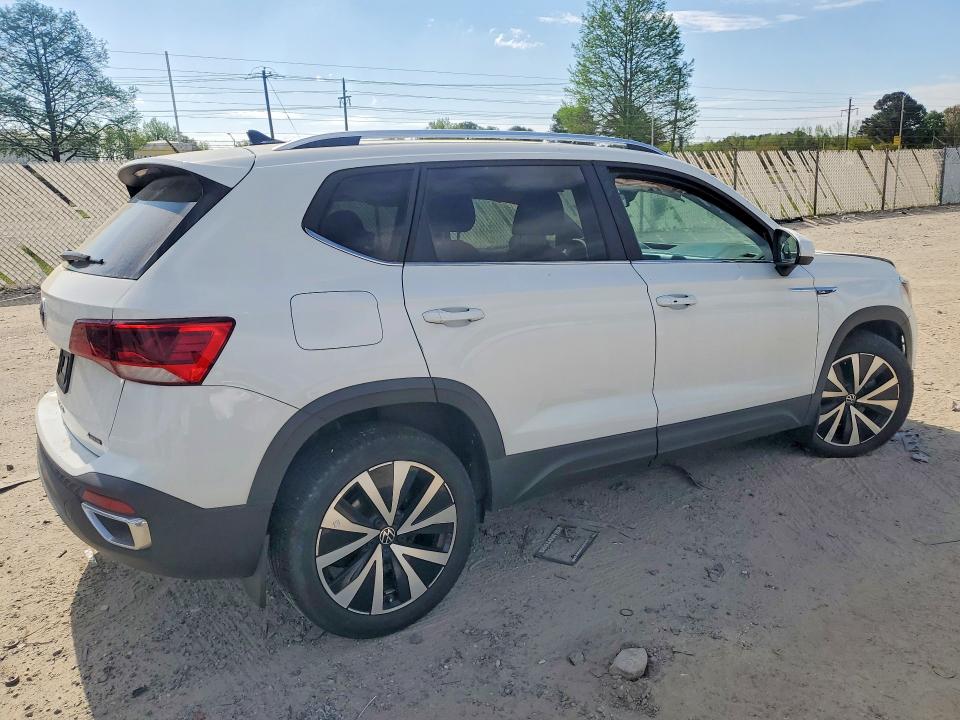 Auction sale of the 2022 Volkswagen Taos, vin: 3VVPX7B26NM098670, lot number: 49854256