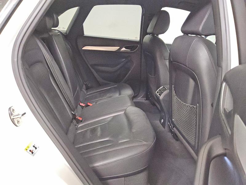 2018 Audi Q3 მანქანა იყიდება აუქციონზე, vin: WA1BCCFS3JR005775, აუქციონის ნომერი: 50075706