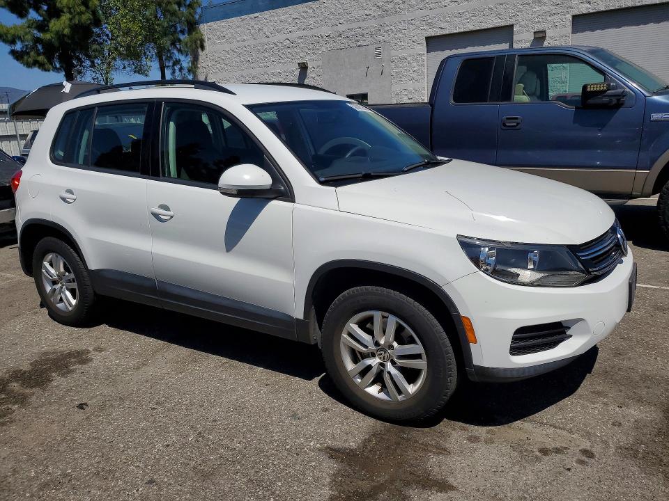 Продажа на аукционе авто 2015 Volkswagen Tiguan, vin: WVGAV7AX1FW539934, номер лота: 50366256