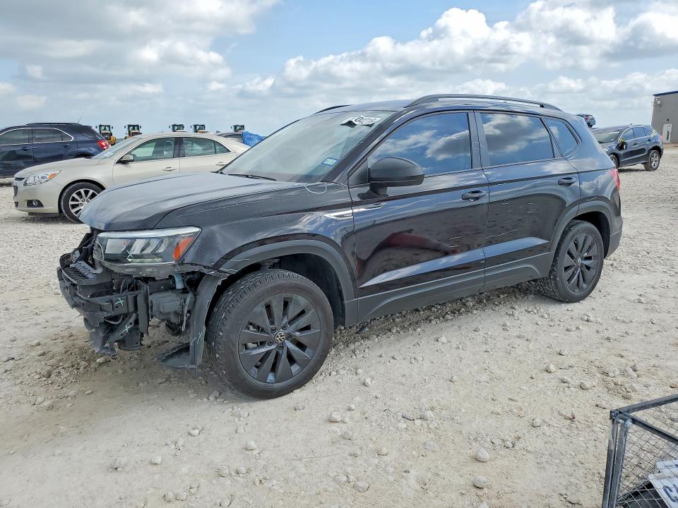 49704216 :رقم المزاد ، 3VV5X7B29RM108203 vin ، 2024 Volkswagen Taos مزاد بيع