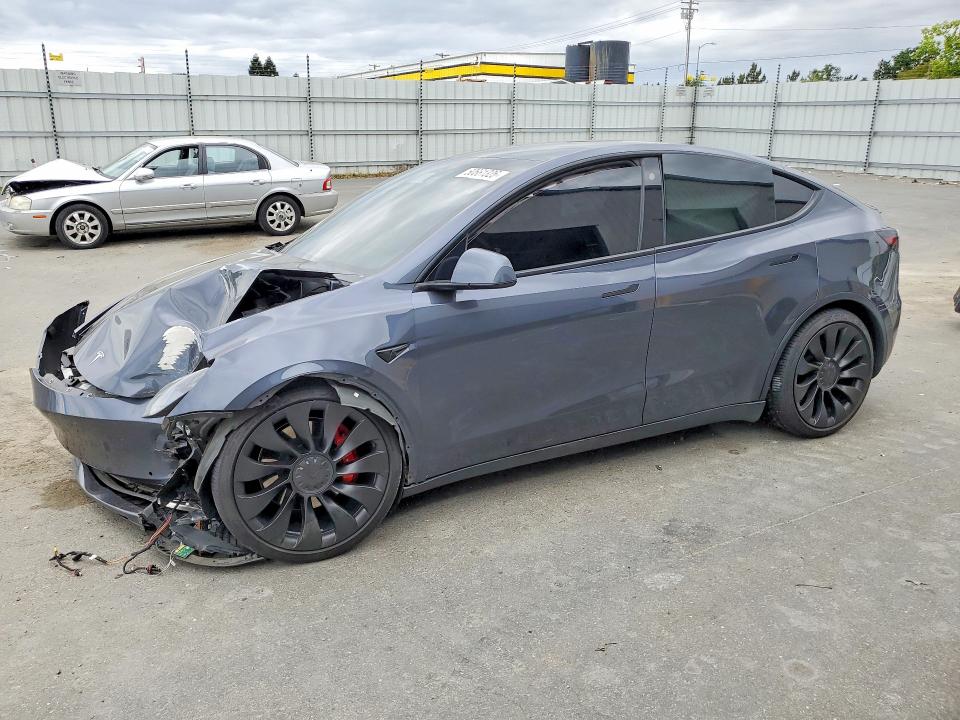 Auction sale of the 2022 Tesla Model Y, vin: 7SAYGDEF2NF445483, lot number: 50661326