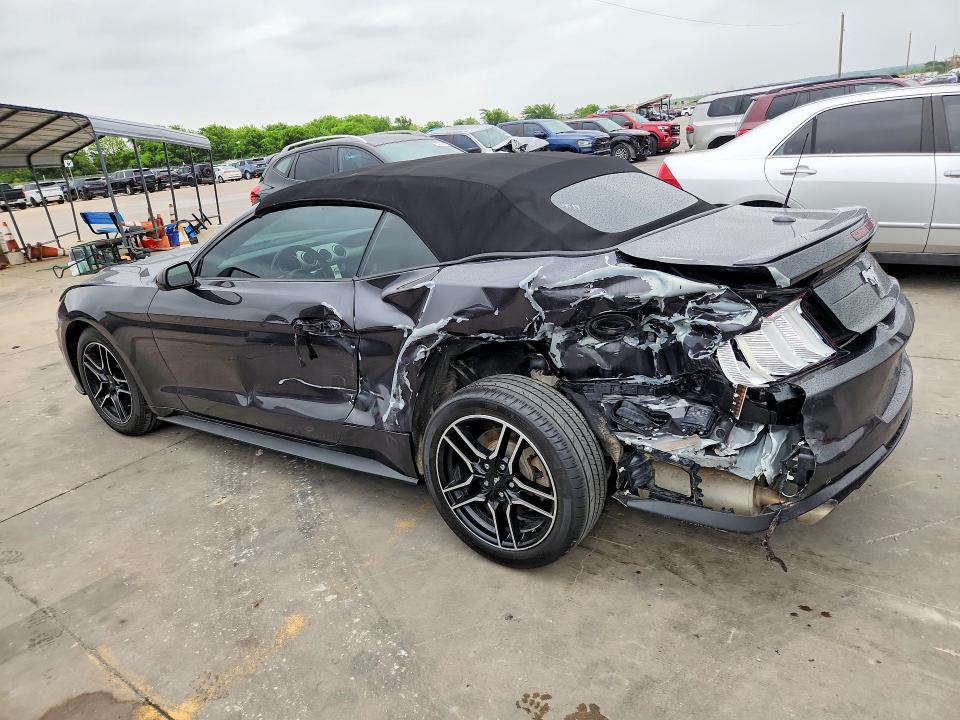 50051076 :رقم المزاد ، 1FATP8UH1N5103046 vin ، 2022 Ford Mustang مزاد بيع