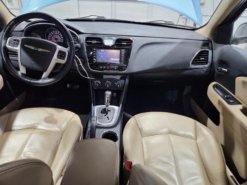 49804916 :رقم المزاد ، 1C3BC2FGXBN580836 vin ، 2011 Chrysler 200 مزاد بيع