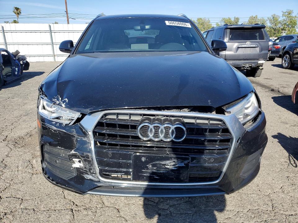 50658006 :رقم المزاد ، WA1BCCFS4HR017363 vin ، 2017 Audi Q3 مزاد بيع
