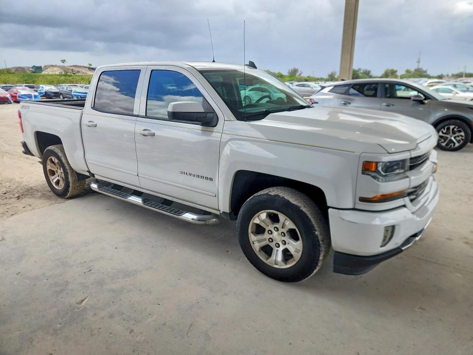 2017 Chevrolet Silverado მანქანა იყიდება აუქციონზე, vin: 3GCUKREC0HG241177, აუქციონის ნომერი: 48263486