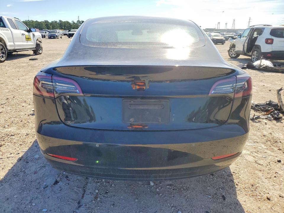Продажа на аукционе авто 2021 Tesla Model 3, vin: 5YJ3E1EA2MF086036, номер лота: 49064326