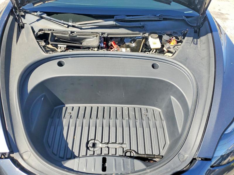 Продажа на аукционе авто 2023 Tesla Model 3, vin: 5YJ3E1EC2PF398914, номер лота: 46942516