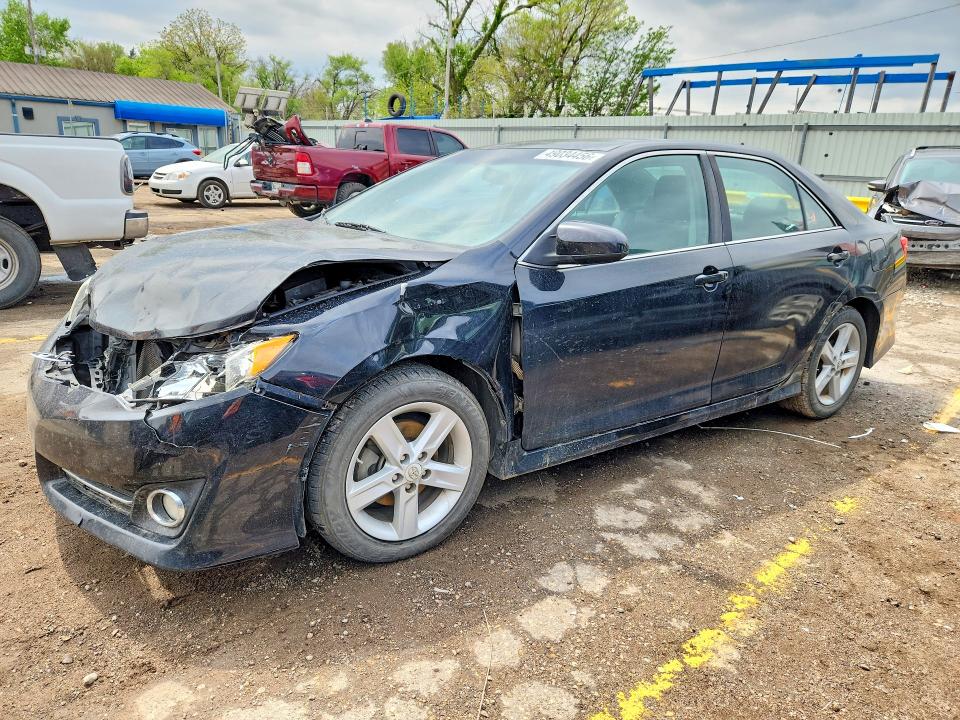49034456 :رقم المزاد ، 4T1BF1FK5CU070530 vin ، 2012 Toyota Camry مزاد بيع