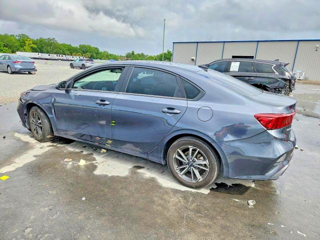 Продажа на аукционе авто 2023 Kia Forte, vin: 3KPF24AD3PE619528, номер лота: 49095736