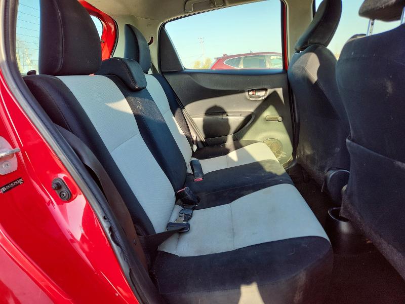 50658556 :رقم المزاد ، JTDKTUD37CD530944 vin ، 2012 Toyota Yaris مزاد بيع
