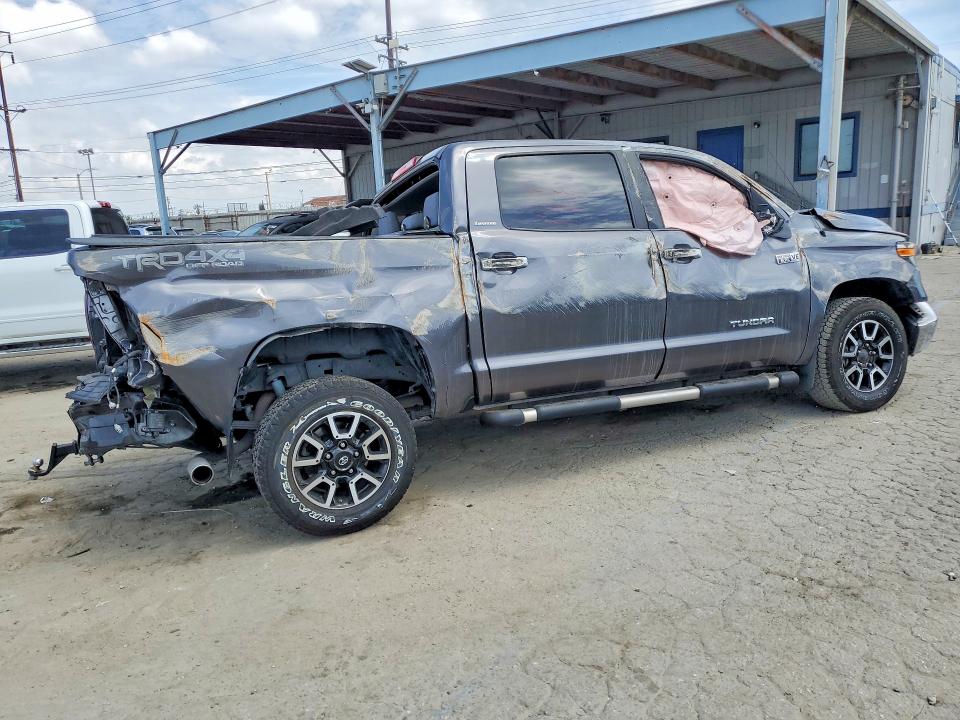 Aukcja sprzedaży 2018 Toyota Tundra, vin: 5TFHY5F13JX692966, numer aukcji: 49459586