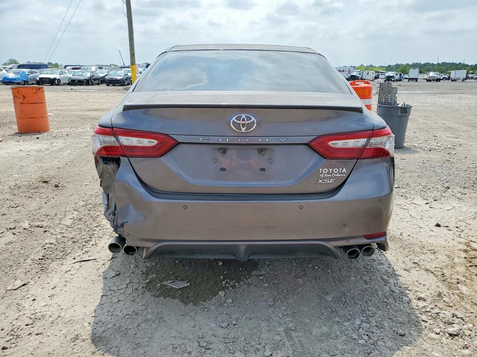 Aukcja sprzedaży 2018 Toyota Camry, vin: 4T1B61HK5JU095311, numer aukcji: 51405486