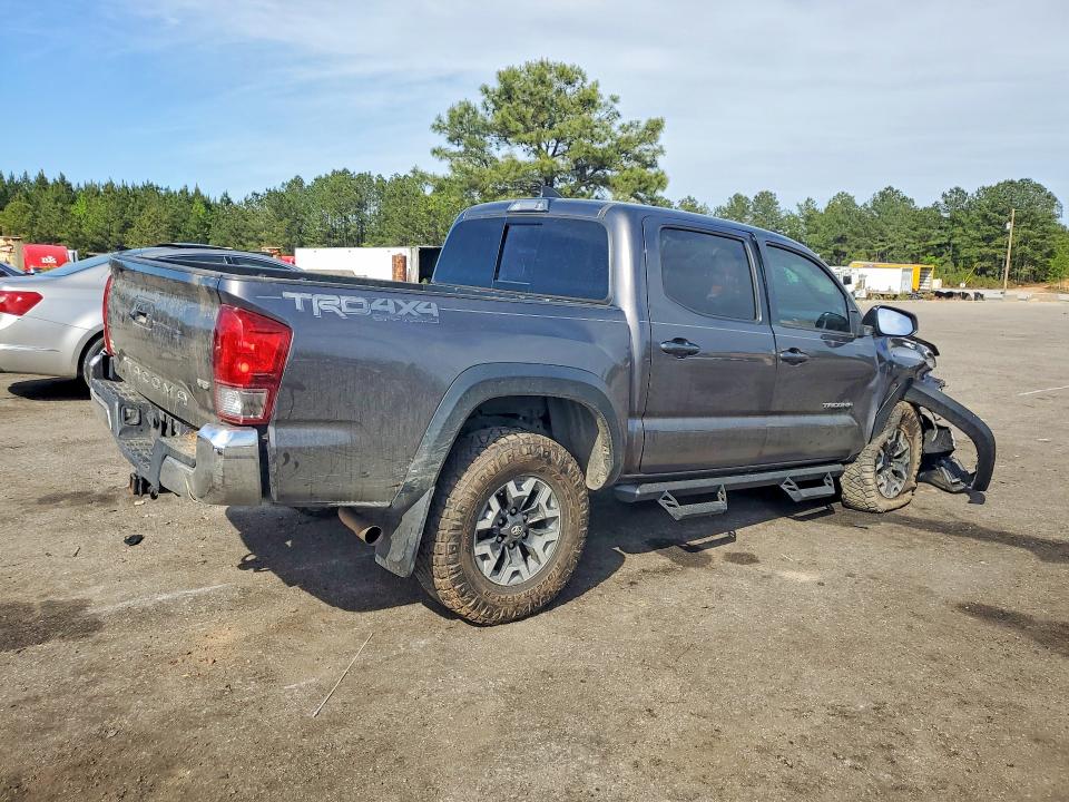 Продажа на аукционе авто 2017 Toyota Tacoma, vin: 5TFCZ5AN2HX085663, номер лота: 49231126