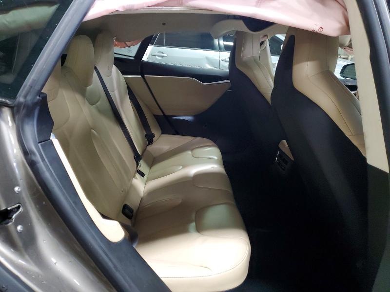 Продажа на аукционе авто 2015 Tesla Model S, vin: 5YJSA1S21FF086360, номер лота: 47921886