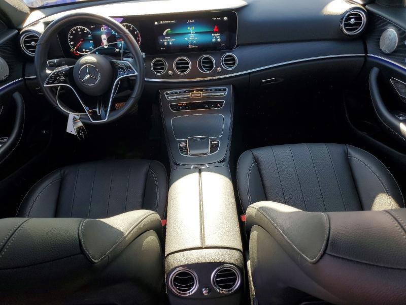 50186736 :رقم المزاد ، W1KZF8DB5NB055917 vin ، 2022 Mercedes-benz E مزاد بيع