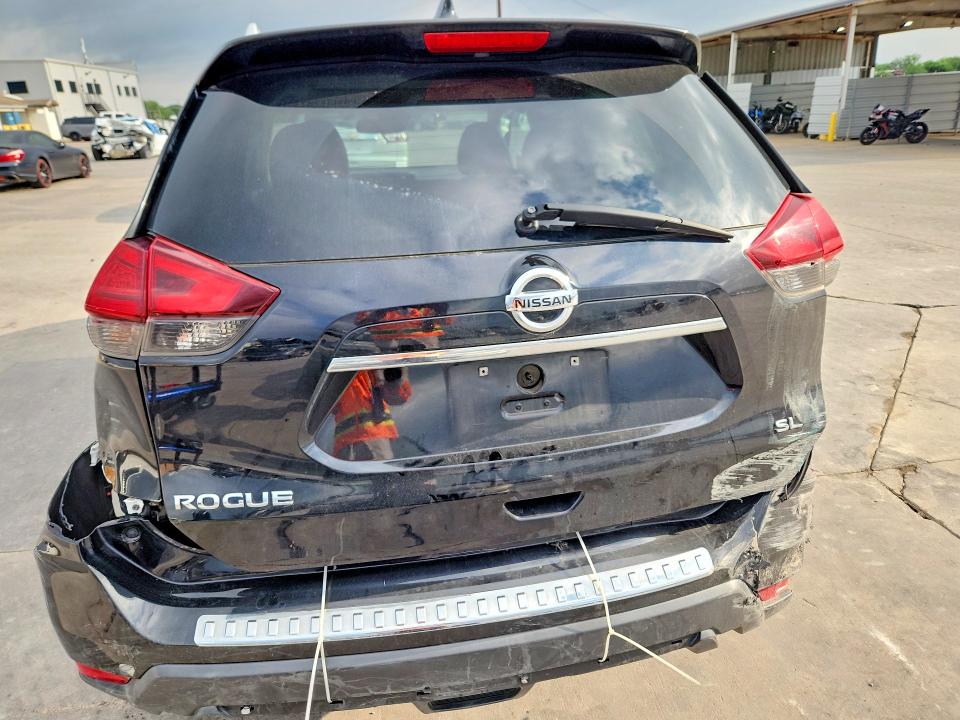 2017 Nissan Rogue მანქანა იყიდება აუქციონზე, vin: 5N1AT2MT8HC878471, აუქციონის ნომერი: 50992076