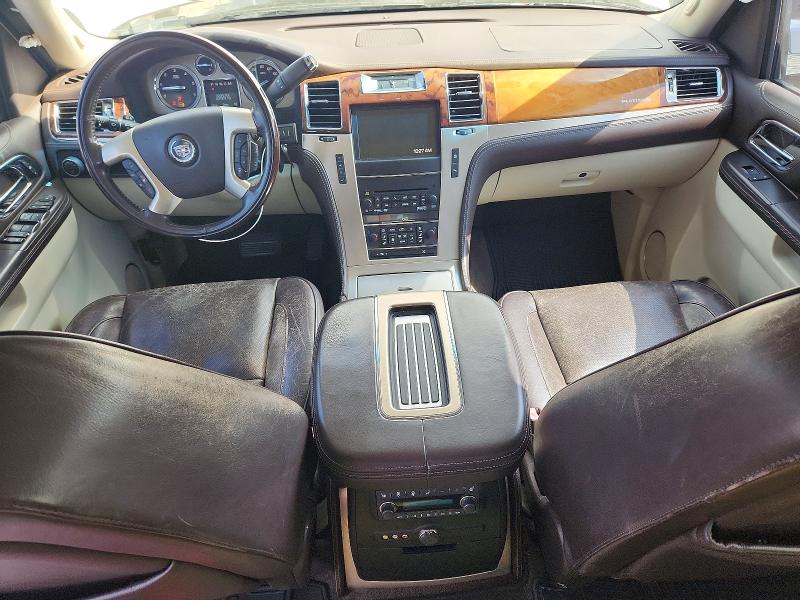 Aukcja sprzedaży 2011 Cadillac Escalade, vin: 1GYS3DEF9BR395650, numer aukcji: 50713126