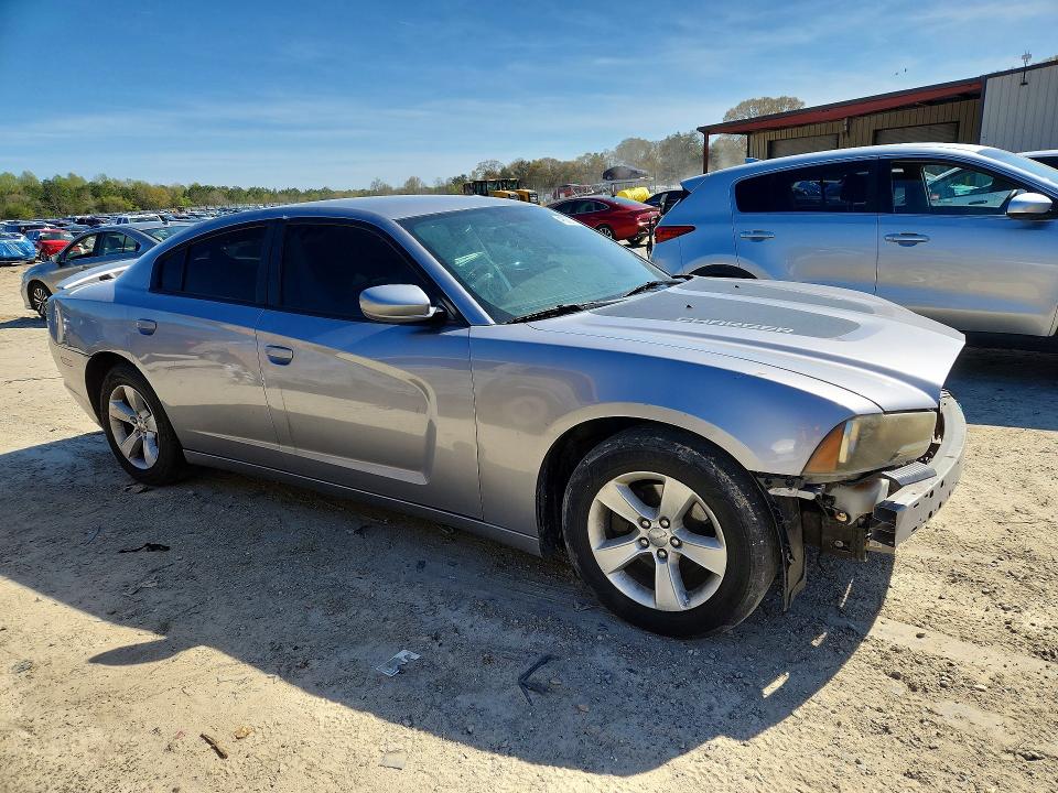 48582816 :رقم المزاد ، 2C3CDXBG8DH689814 vin ، 2013 Dodge Charger مزاد بيع