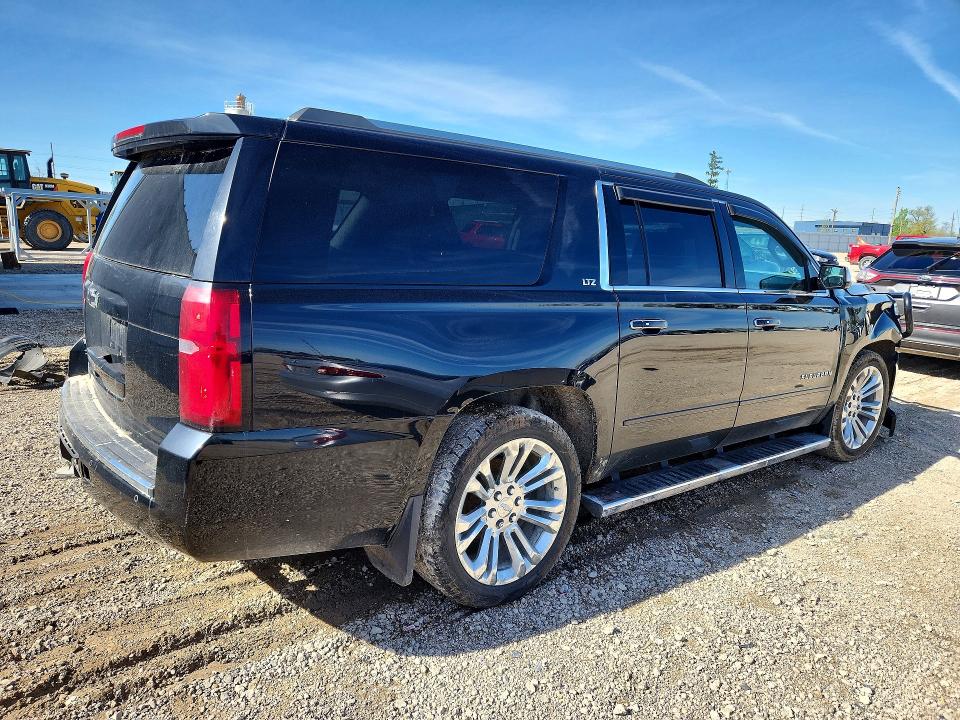 2016 Chevrolet Suburban მანქანა იყიდება აუქციონზე, vin: 1GNSKJKC4GR468942, აუქციონის ნომერი: 50660046