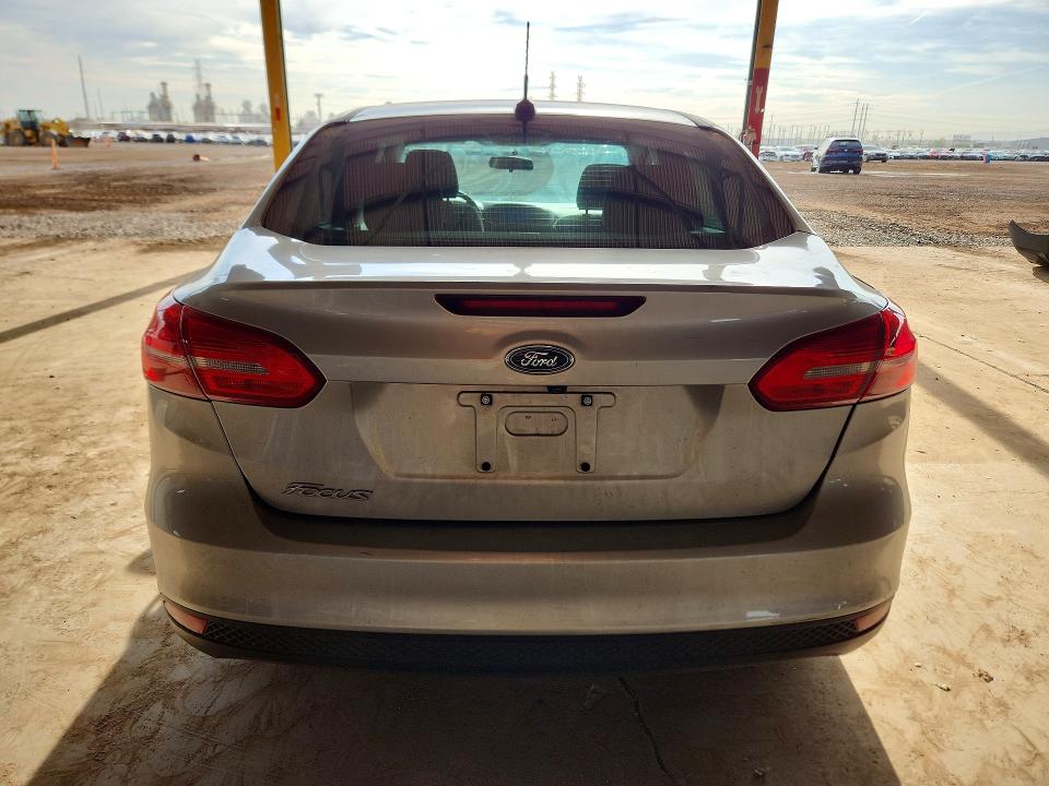 2018 Ford Focus მანქანა იყიდება აუქციონზე, vin: 1FADP3E2XJL217537, აუქციონის ნომერი: 49322596