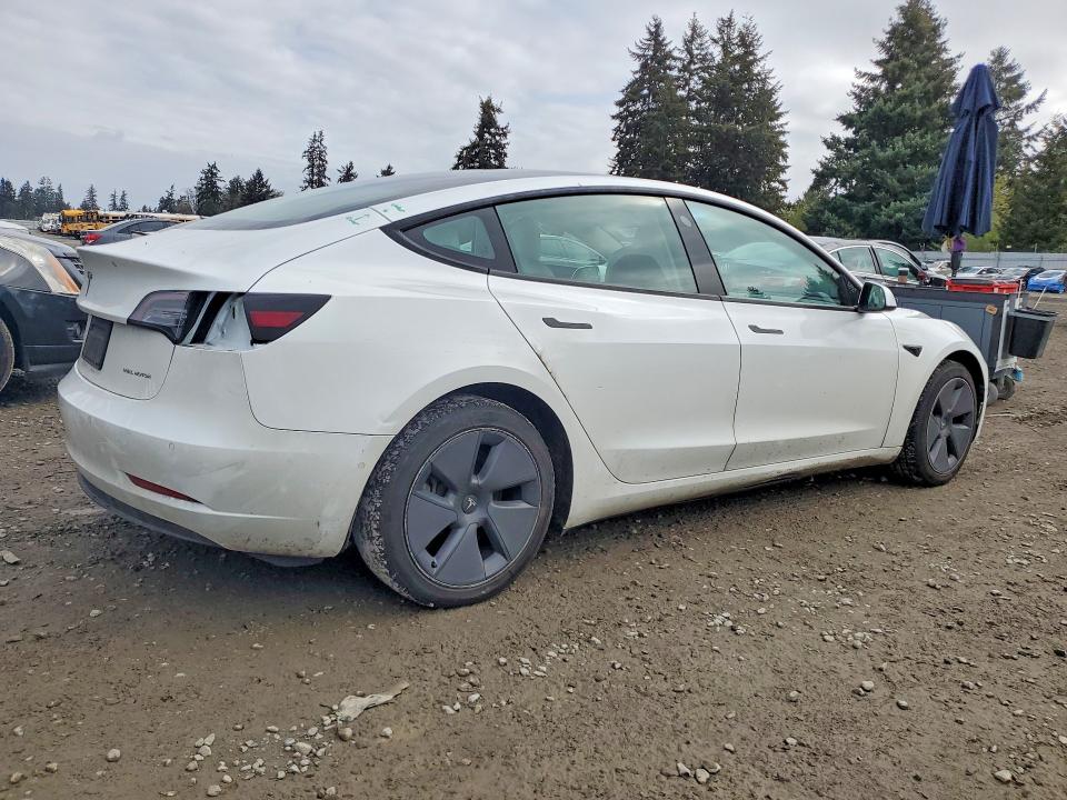 50347396 :رقم المزاد ، 5YJ3E1EB0NF308311 vin ، 2022 Tesla Model 3 مزاد بيع