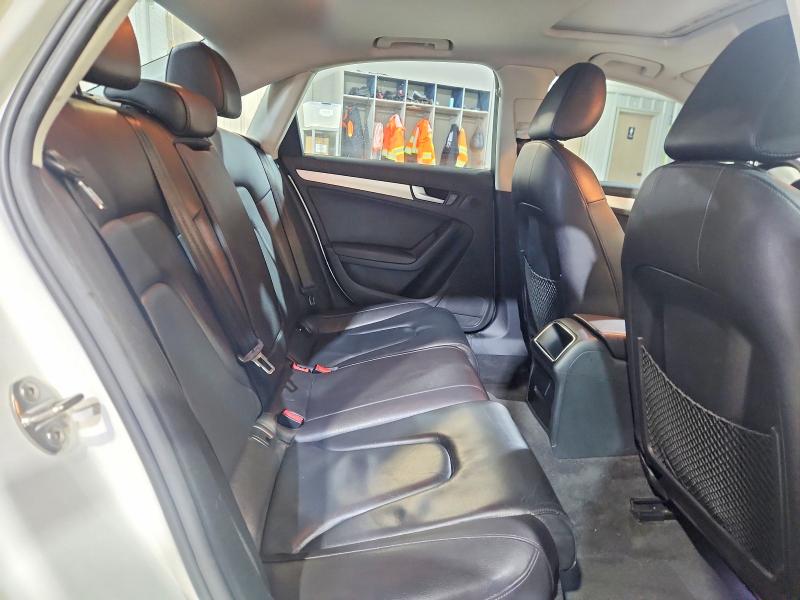 Продаж на аукціоні авто 2011 Audi A4, vin: WAUAFAFL1BN010372, номер лоту: 50132986