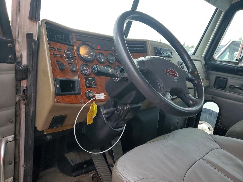 Продаж на аукціоні авто 2003 Peterbilt 330, vin: 2NPNHZ7X63M597127, номер лоту: 51352396
