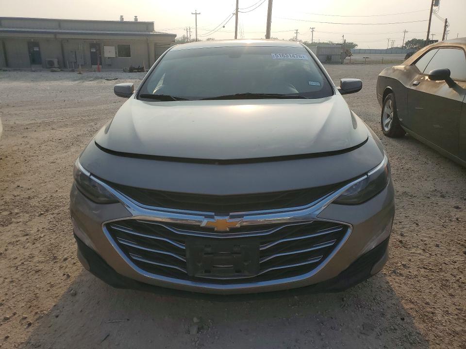 51631476 :رقم المزاد ، 1G1ZD5ST7NF136123 vin ، 2022 Chev Malibu مزاد بيع