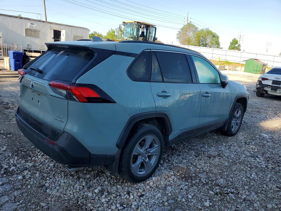 Продаж на аукціоні авто 2022 Toyota Rav4, vin: 4T3RWRFV7NU051608, номер лоту: 51640106