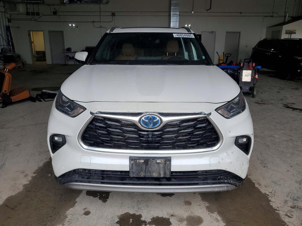 Продажа на аукционе авто 2024 Toyota Highlander Hybrid, vin: 5TDEBRCH2RS609252, номер лота: 48854986