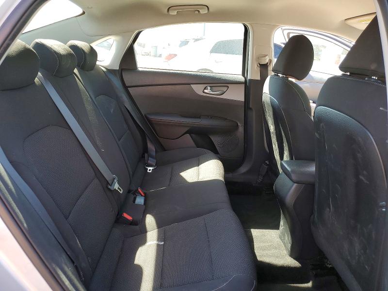 49163186 :رقم المزاد ، 3KPF24AD0ME363957 vin ، 2021 Kia Forte مزاد بيع