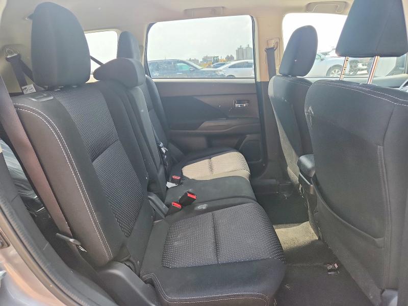 Продаж на аукціоні авто 2017 Mitsubishi Outlander, vin: JA4AZ3A34HZ003814, номер лоту: 51644656